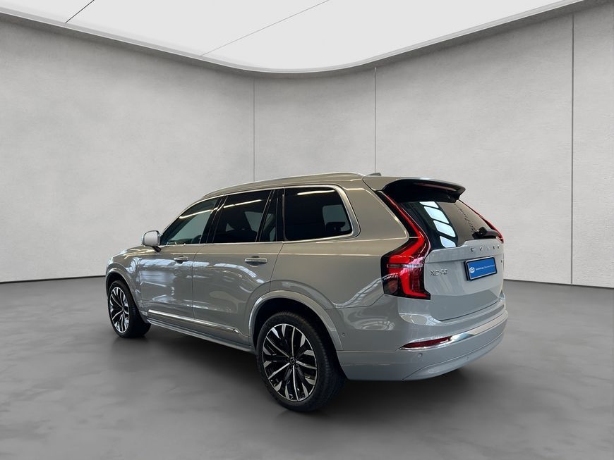 Volvo XC90 2025