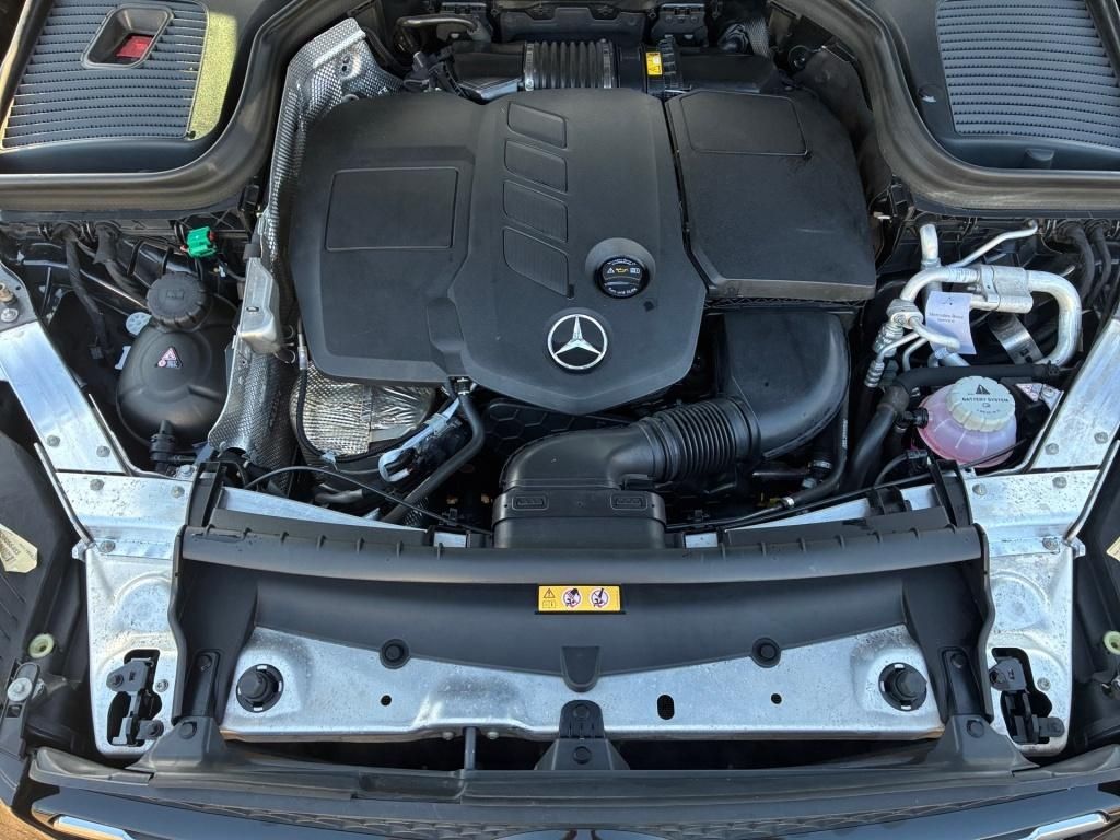 Mercedes-Benz GLC 300 2021