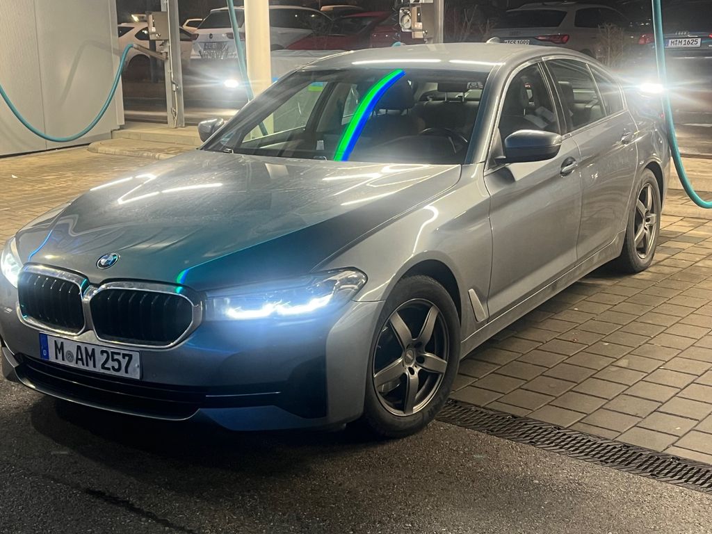 BMW 520 2022