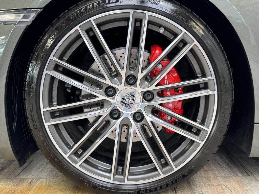 Porsche Boxster 2025