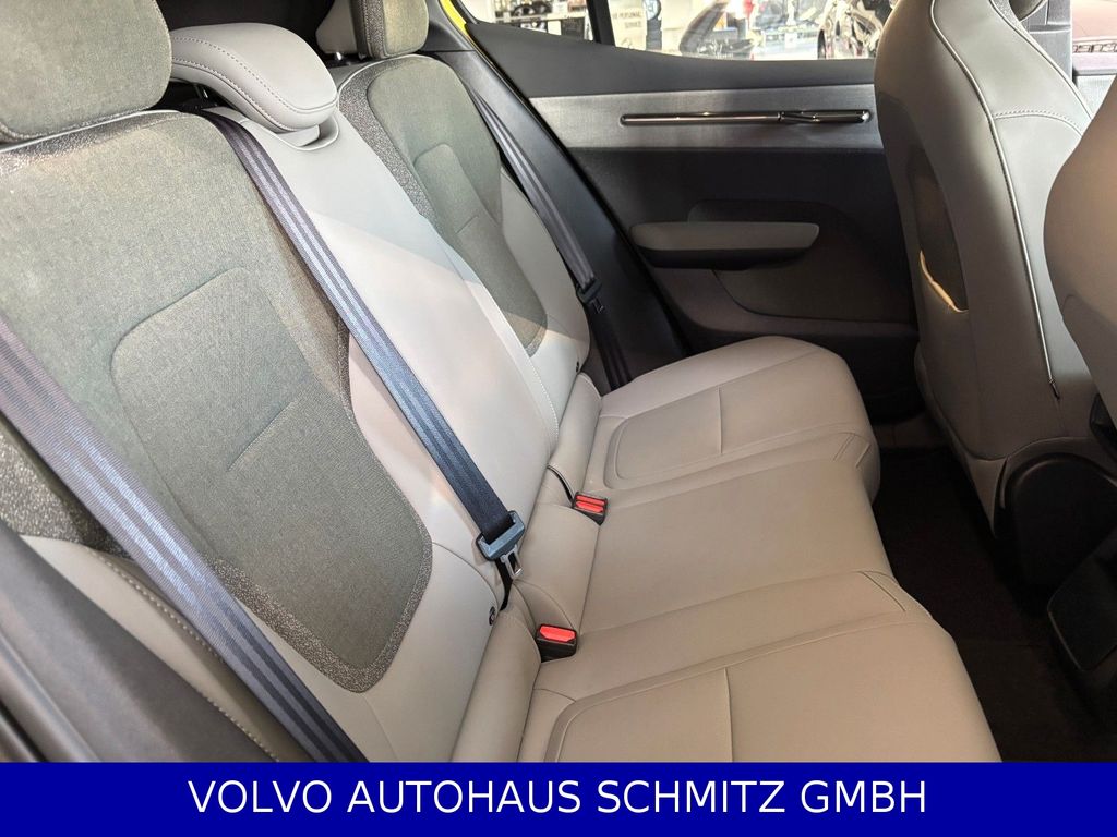 Volvo EX30 2024