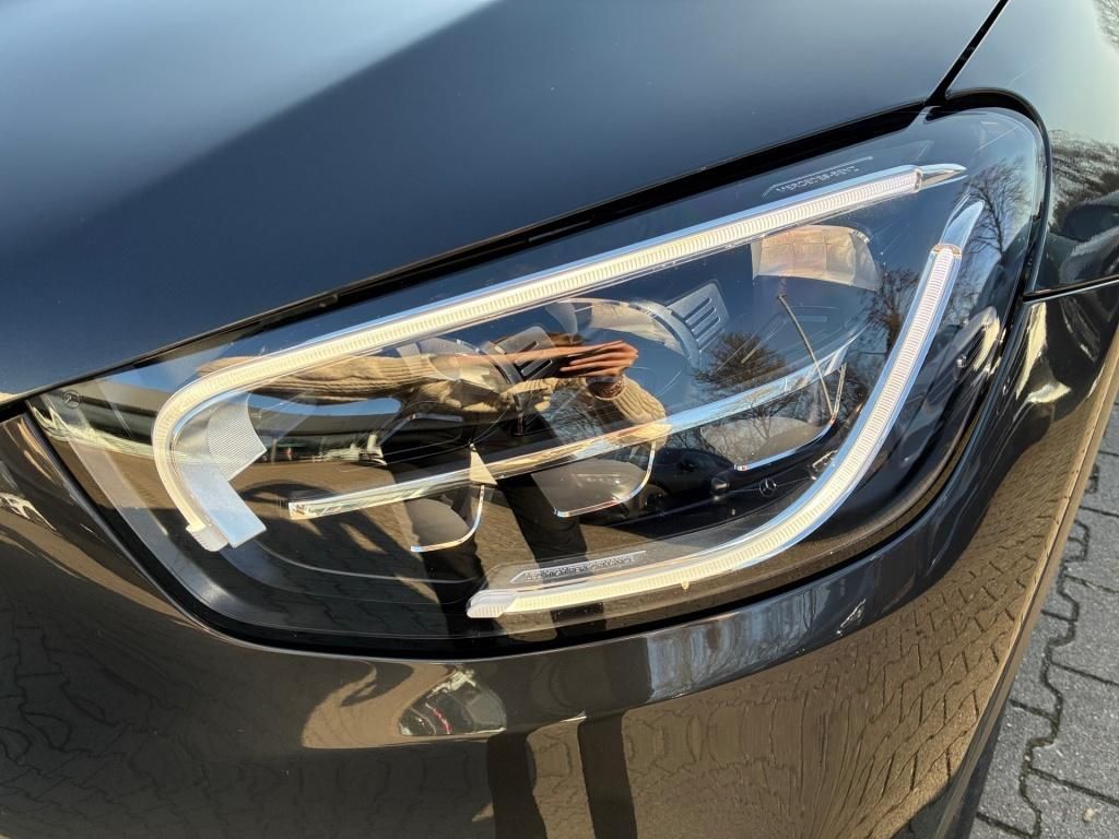 Mercedes-Benz GLC 300 2021