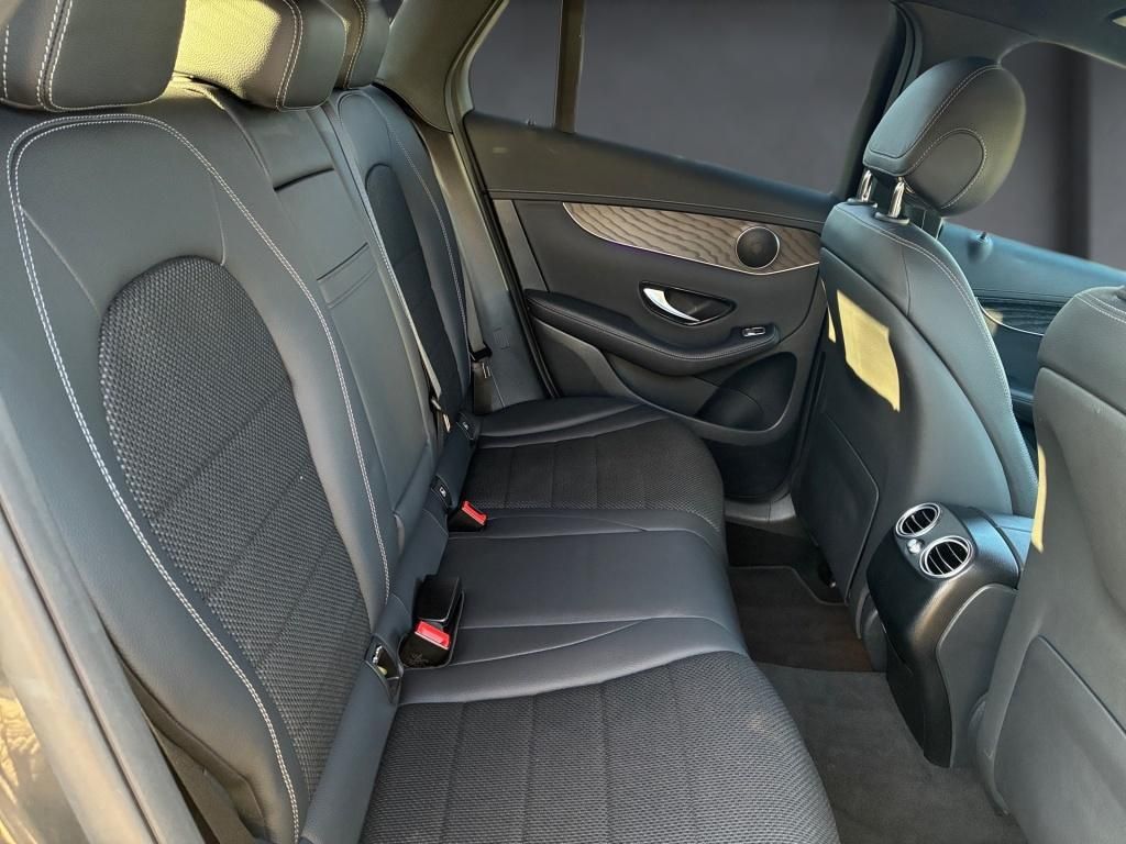 Mercedes-Benz GLC 300 2021