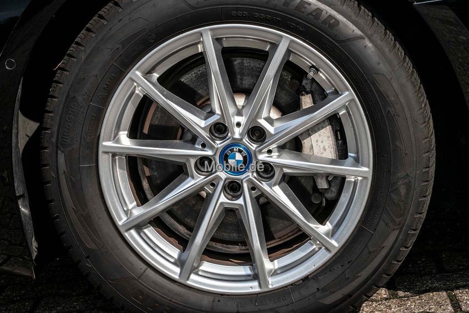 BMW i4 2023
