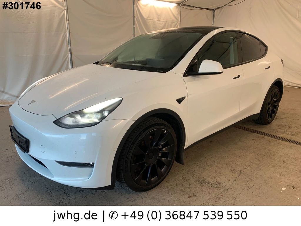Tesla Model Y 2022