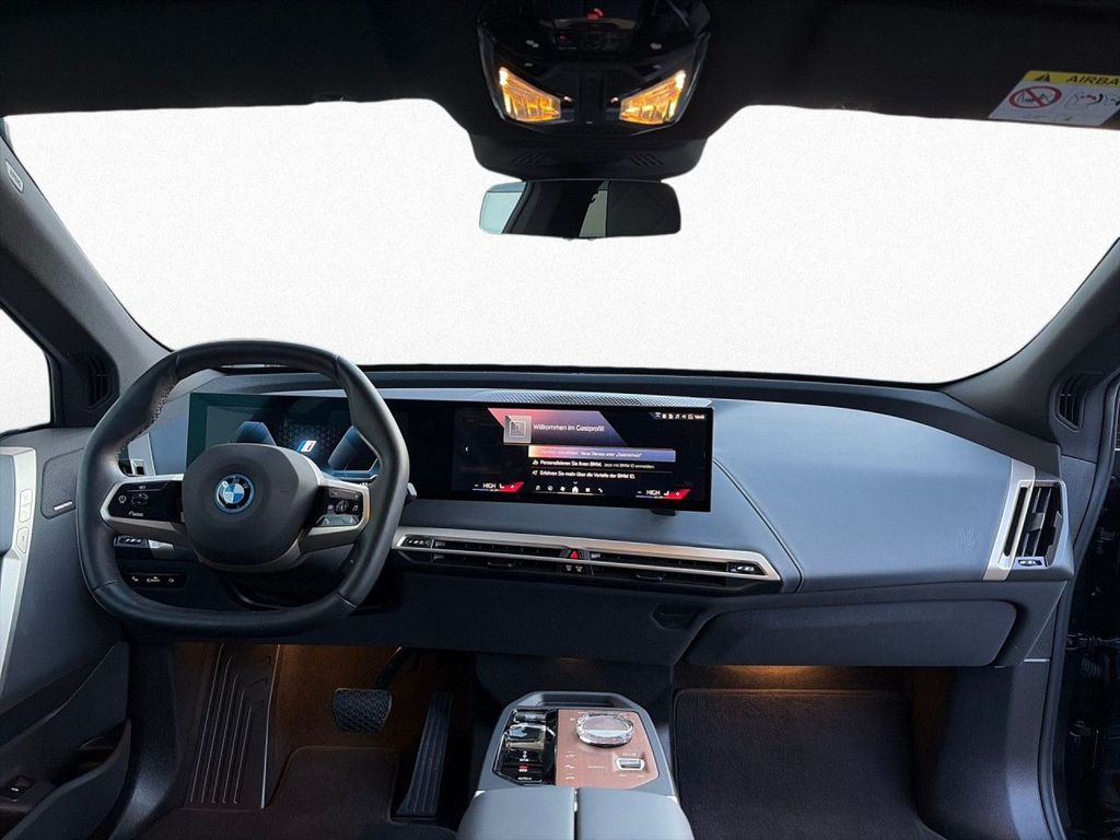 BMW iX 2023