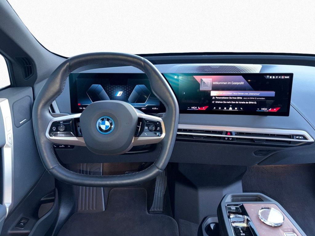 BMW iX 2023