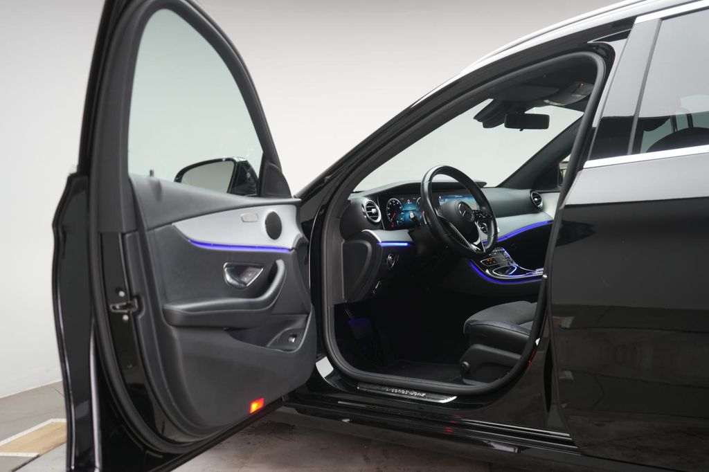 Mercedes-Benz E 220 2021