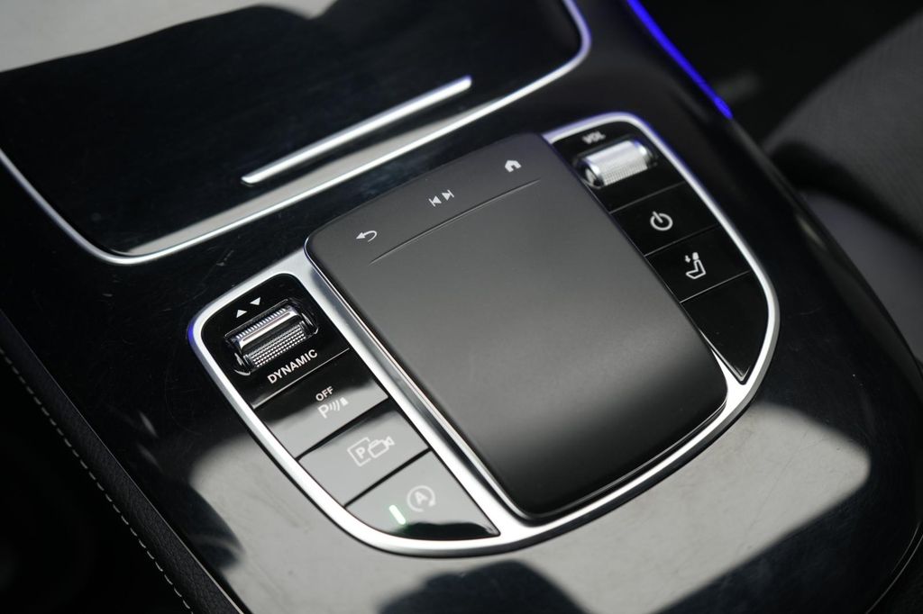 Mercedes-Benz E 220 2021