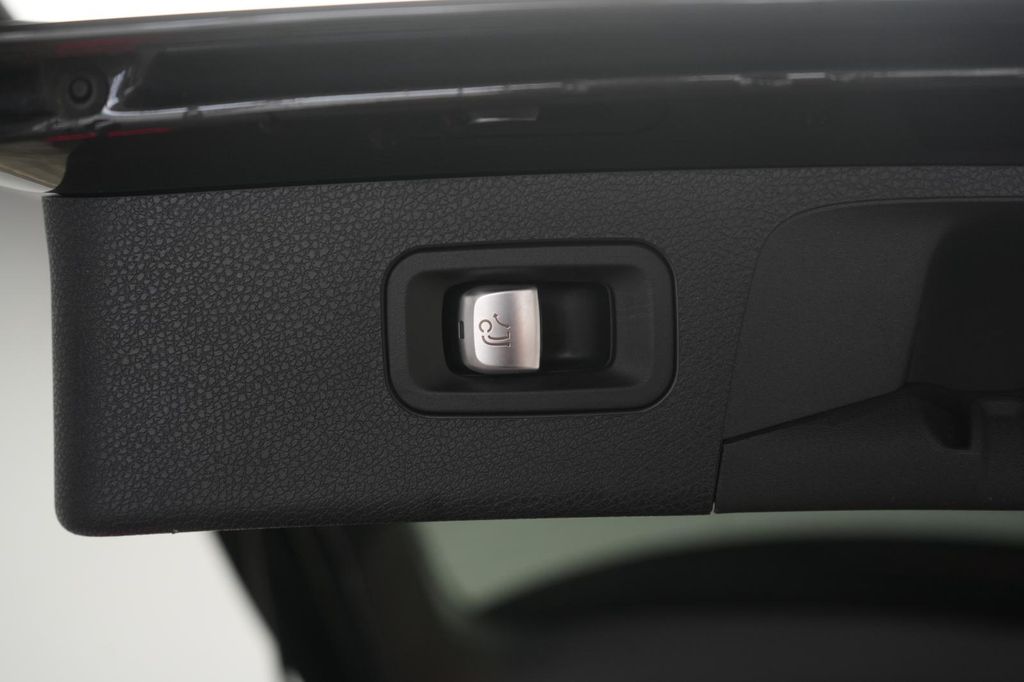 Mercedes-Benz E 300 2021