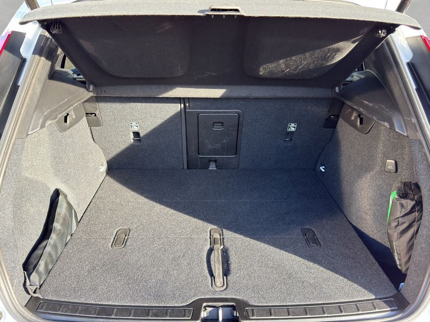 Volvo XC40 2024
