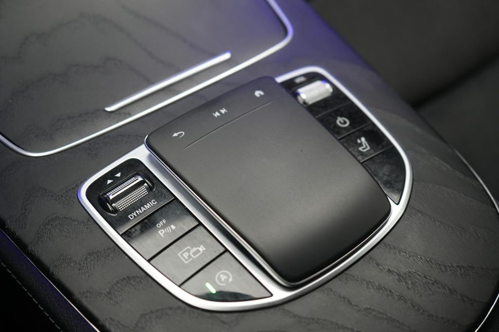 Mercedes-Benz E 300 2021