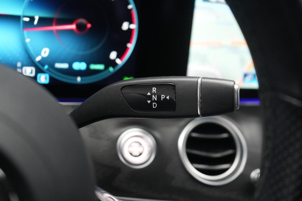 Mercedes-Benz E 300 2021