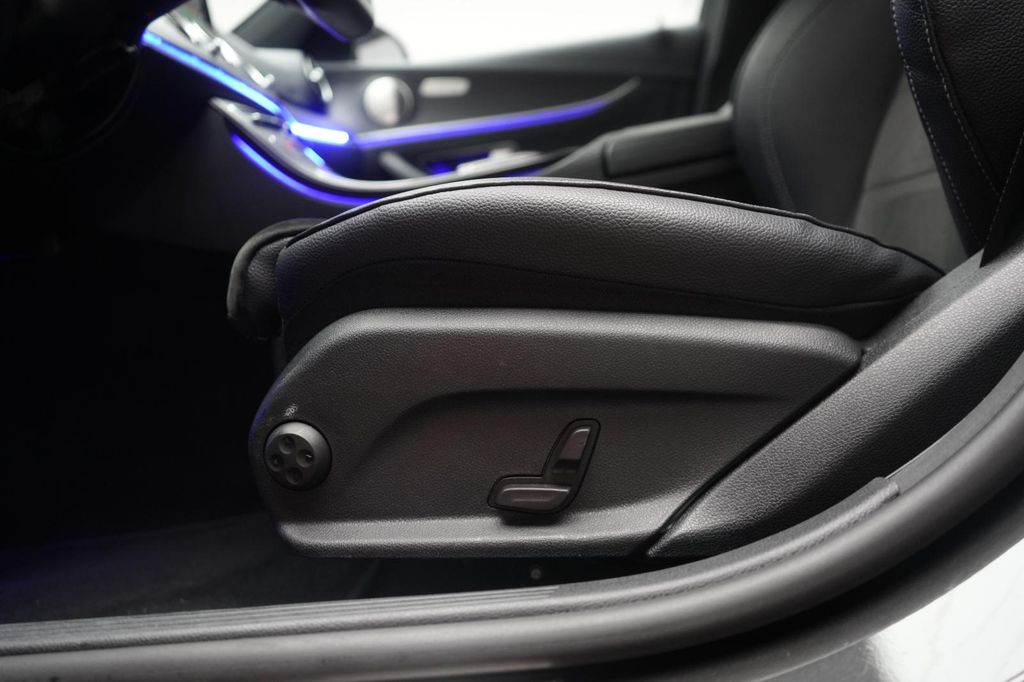 Mercedes-Benz E 300 2021