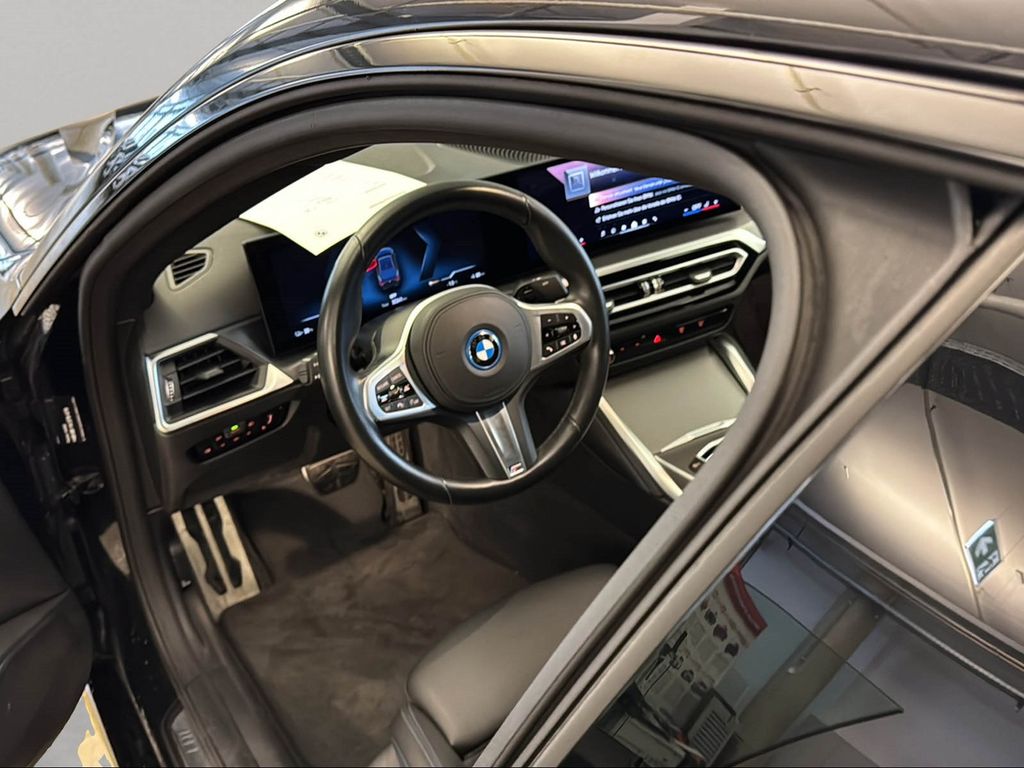 BMW i4 2023
