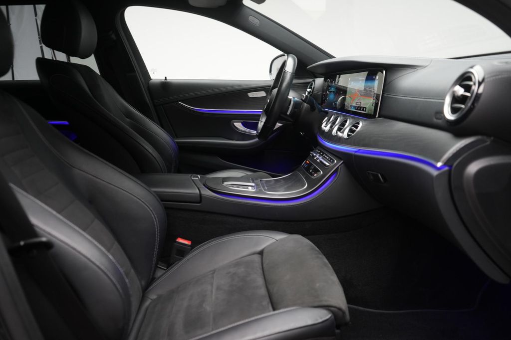 Mercedes-Benz E 300 2021