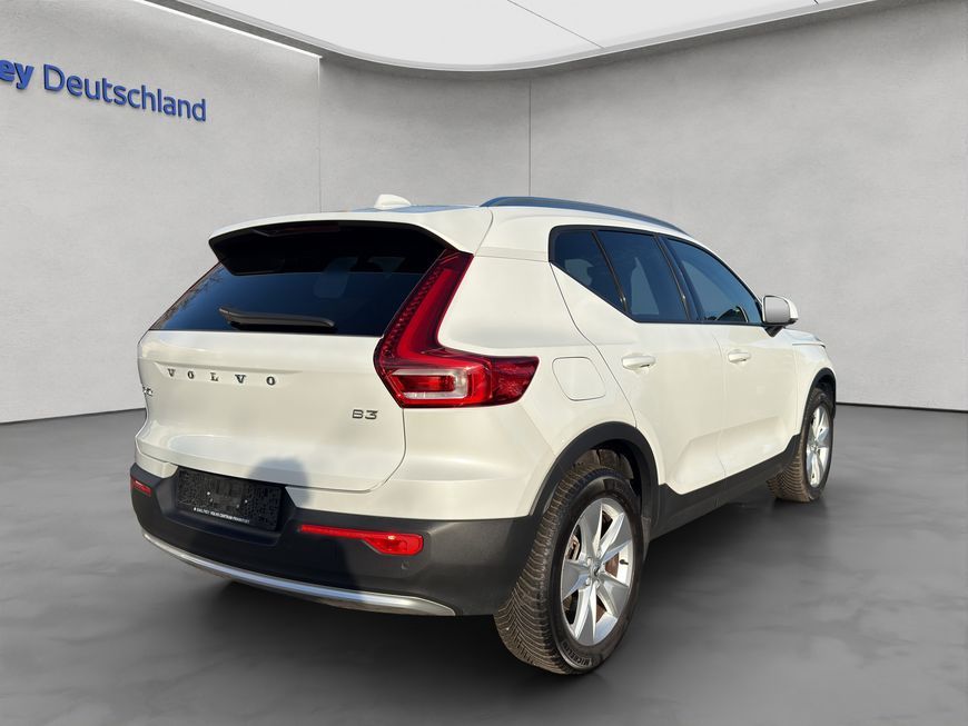 Volvo XC40 2024