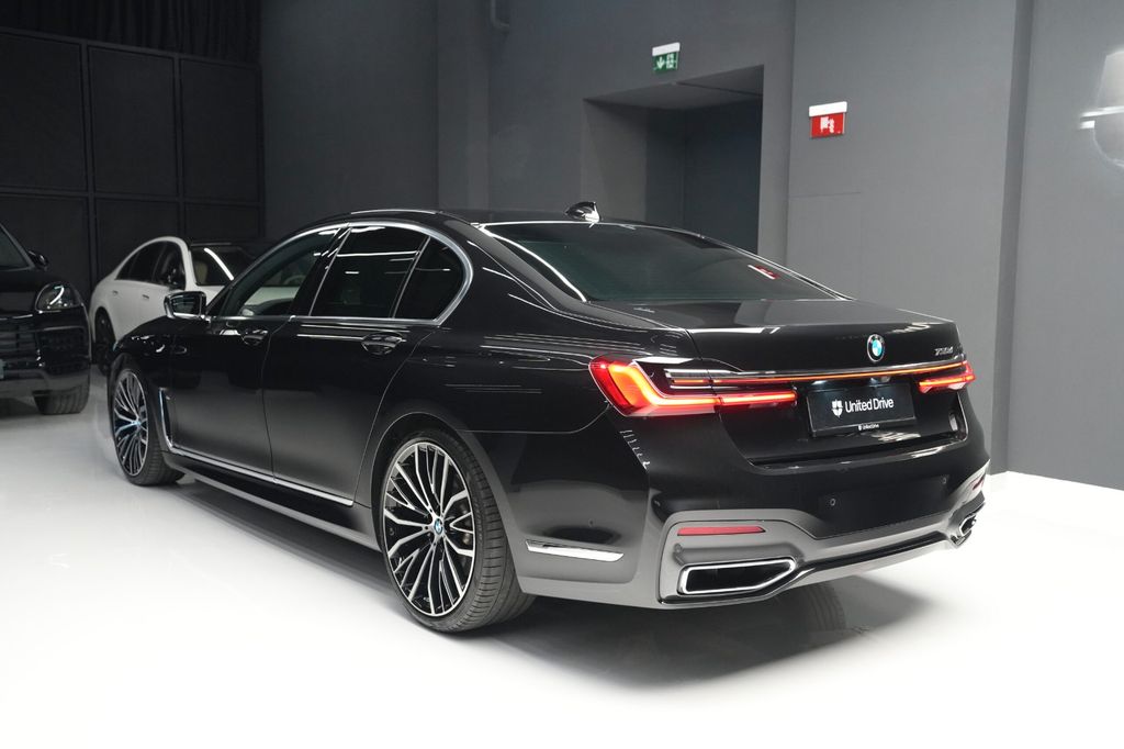 BMW 730 2021