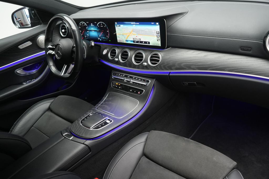 Mercedes-Benz E 300 2021