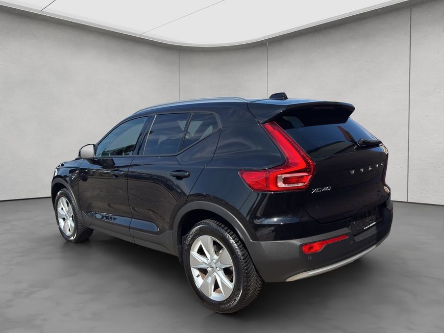 Volvo XC40 2024