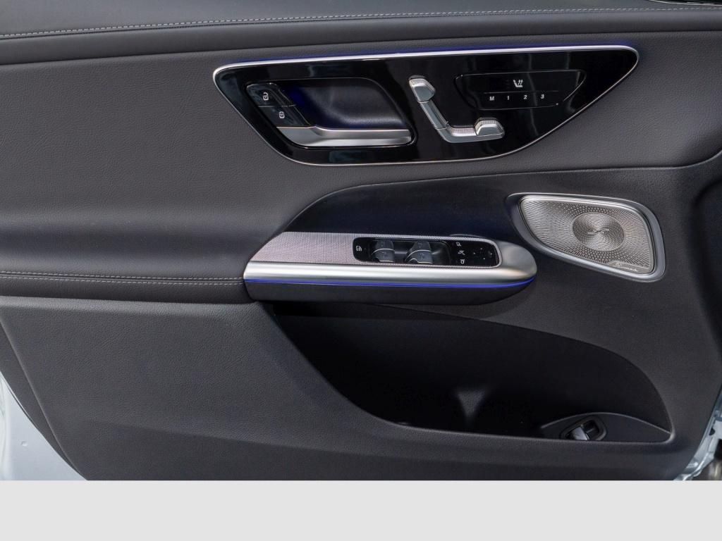 Mercedes-Benz GLC 300 2026