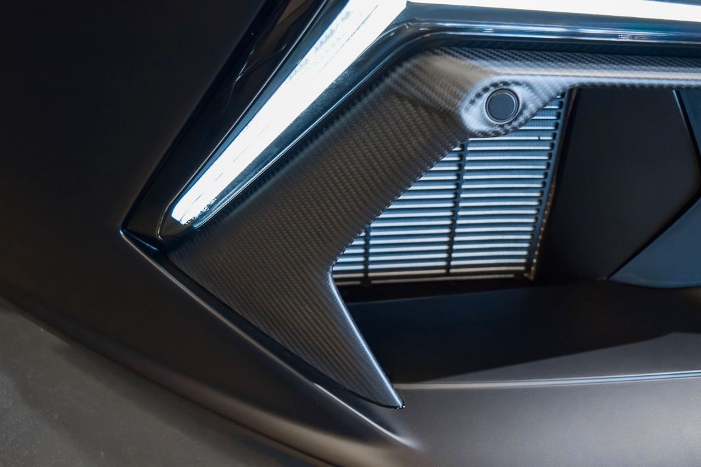 Lamborghini Revuelto 2026