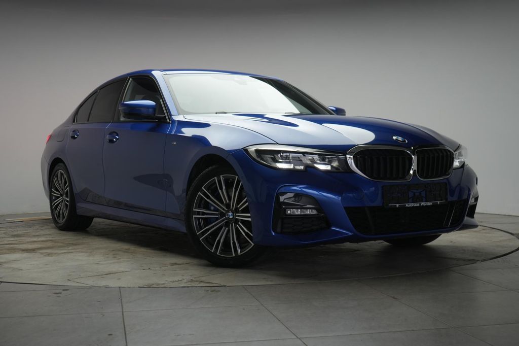 BMW 320 2021