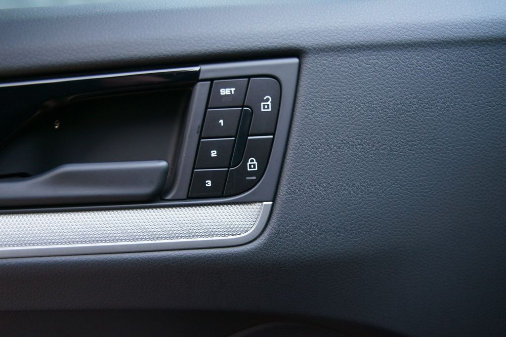 Porsche Cayenne 2025