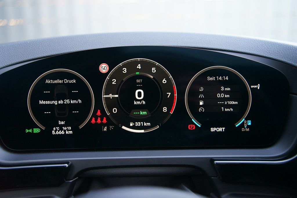 Porsche Cayenne 2025