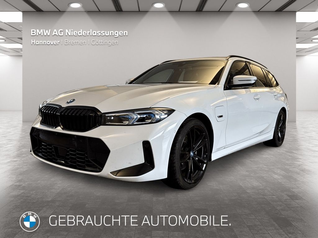 BMW 330 2022