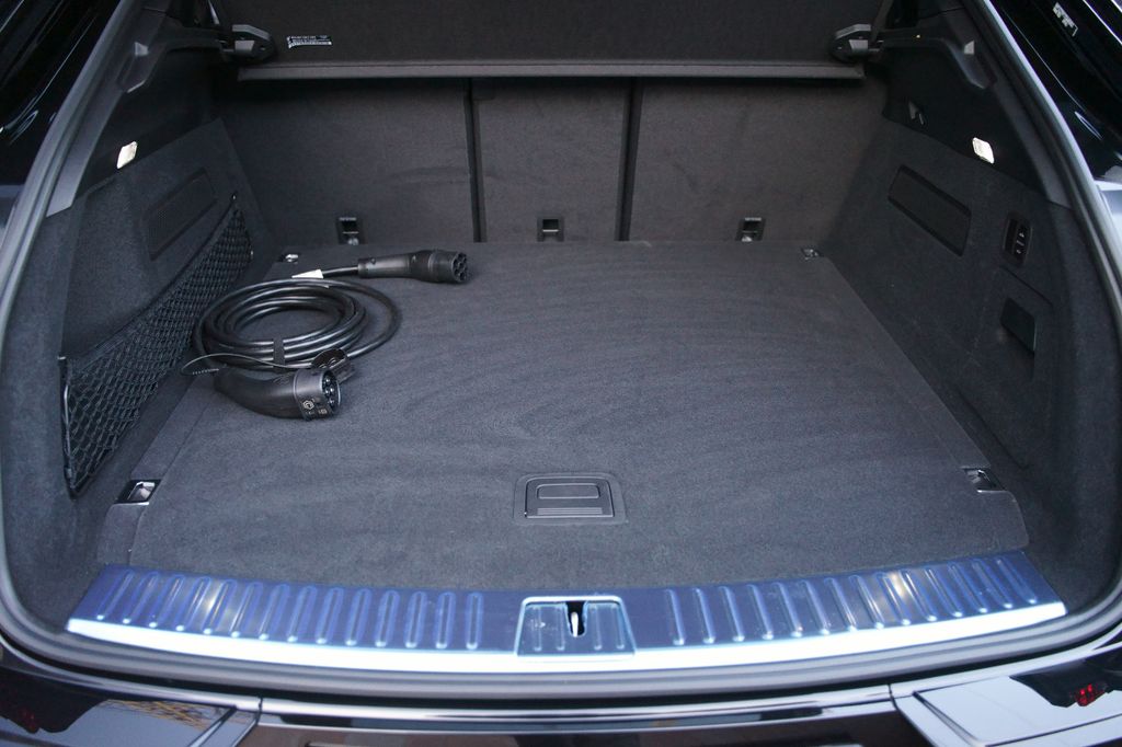 Porsche Cayenne 2025