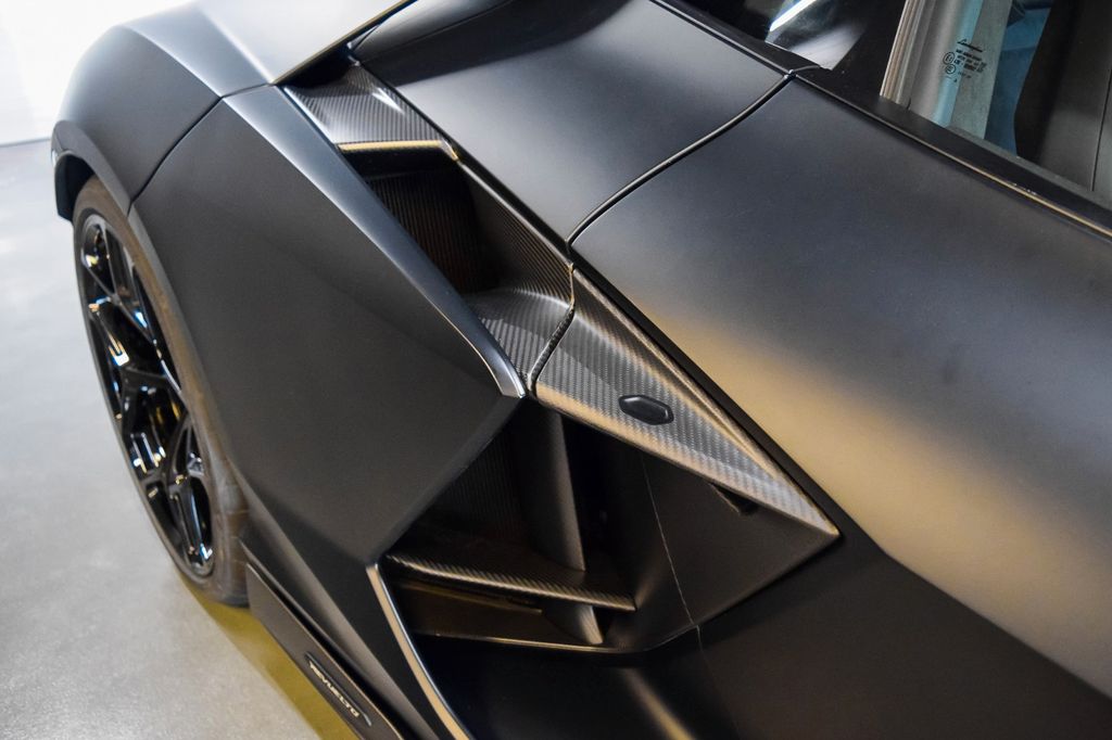 Lamborghini Revuelto 2026