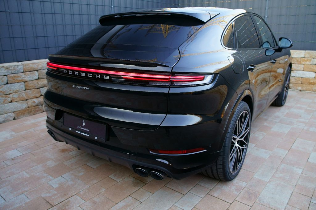 Porsche Cayenne 2025
