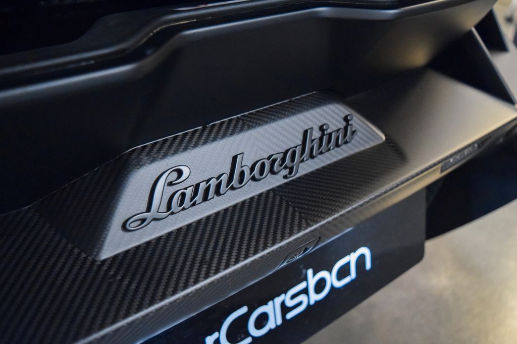 Lamborghini Revuelto 2026