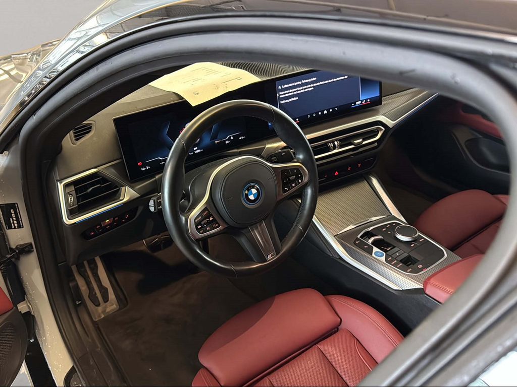 BMW i4 2023