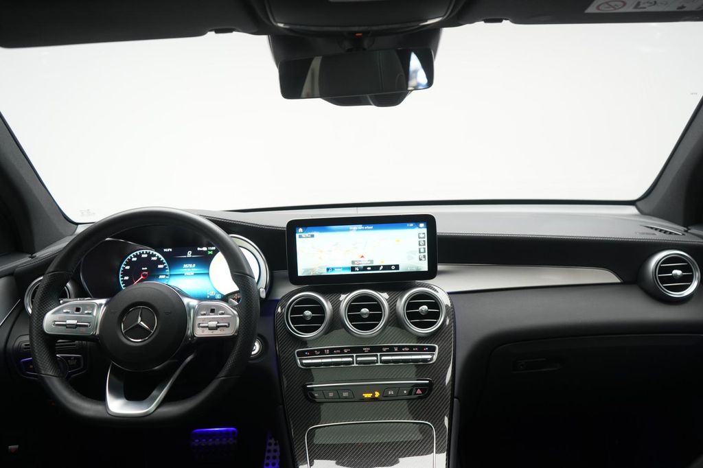 Mercedes-Benz GLC 300 2021