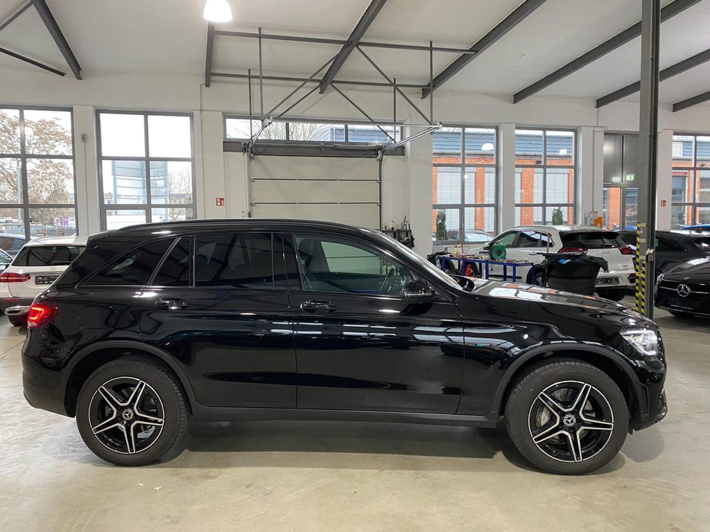 Mercedes-Benz GLC 300 2021