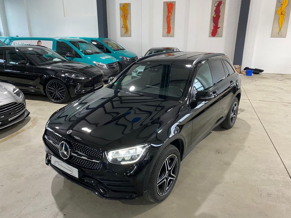 Mercedes-Benz GLC 300 2021