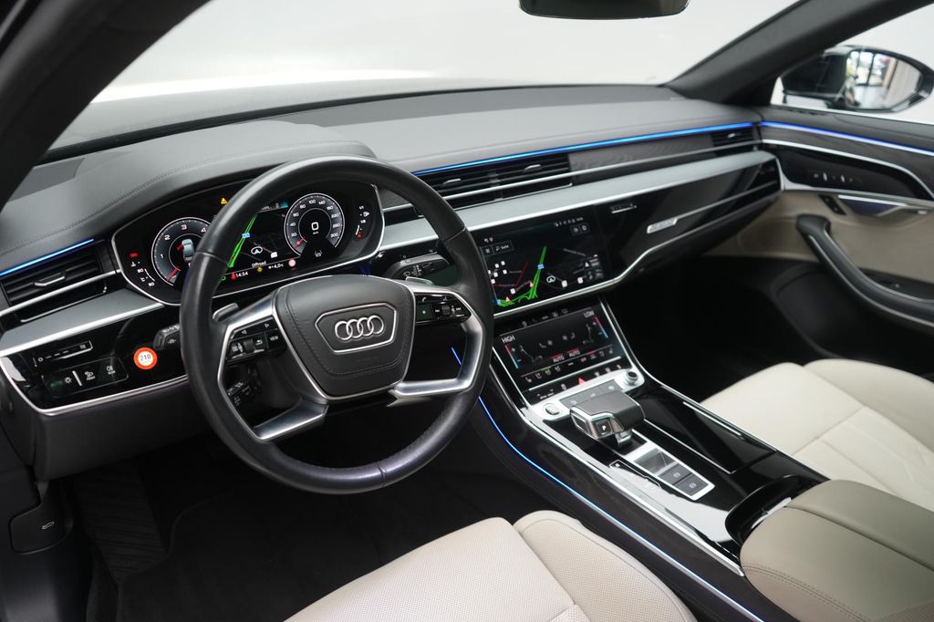 Audi A8 2023