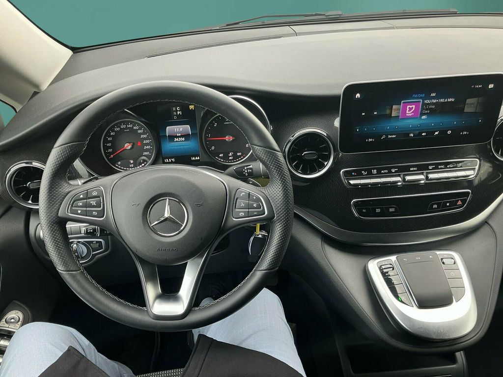 Mercedes-Benz V 250 2024