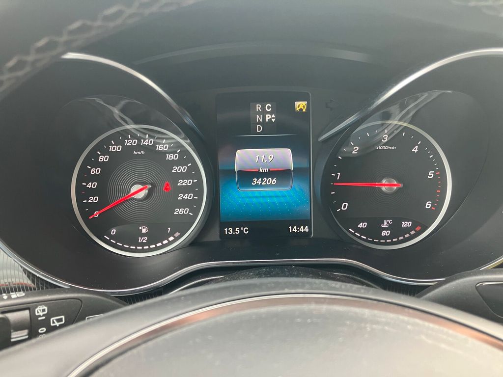 Mercedes-Benz V 250 2024