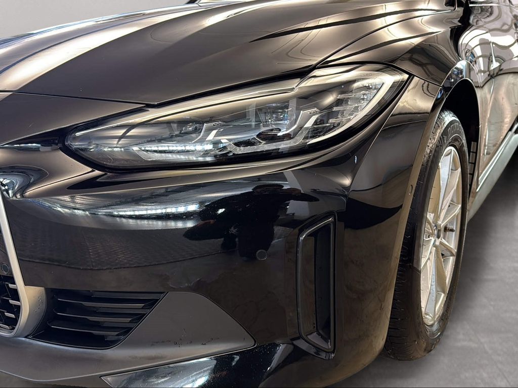 BMW i4 2023