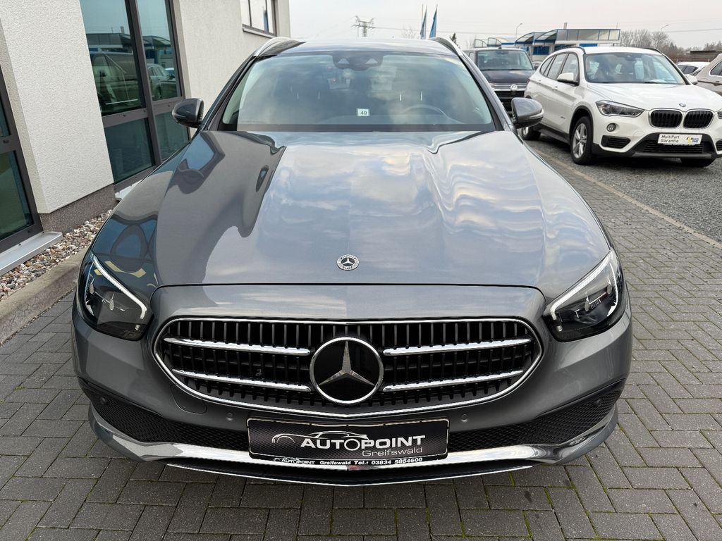 Mercedes-Benz E 300 2022