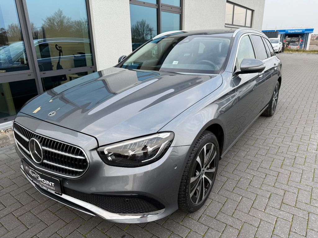 Mercedes-Benz E 300 2022