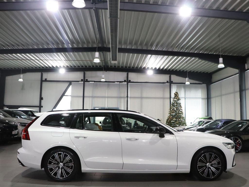 Volvo V60 2022