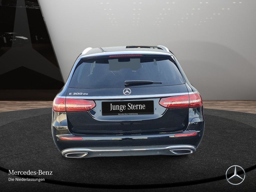 Mercedes-Benz E 300 2022