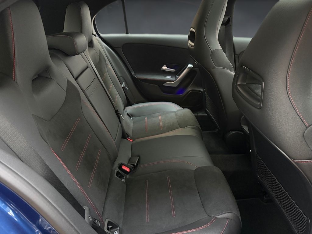 Mercedes-Benz A 250 2024