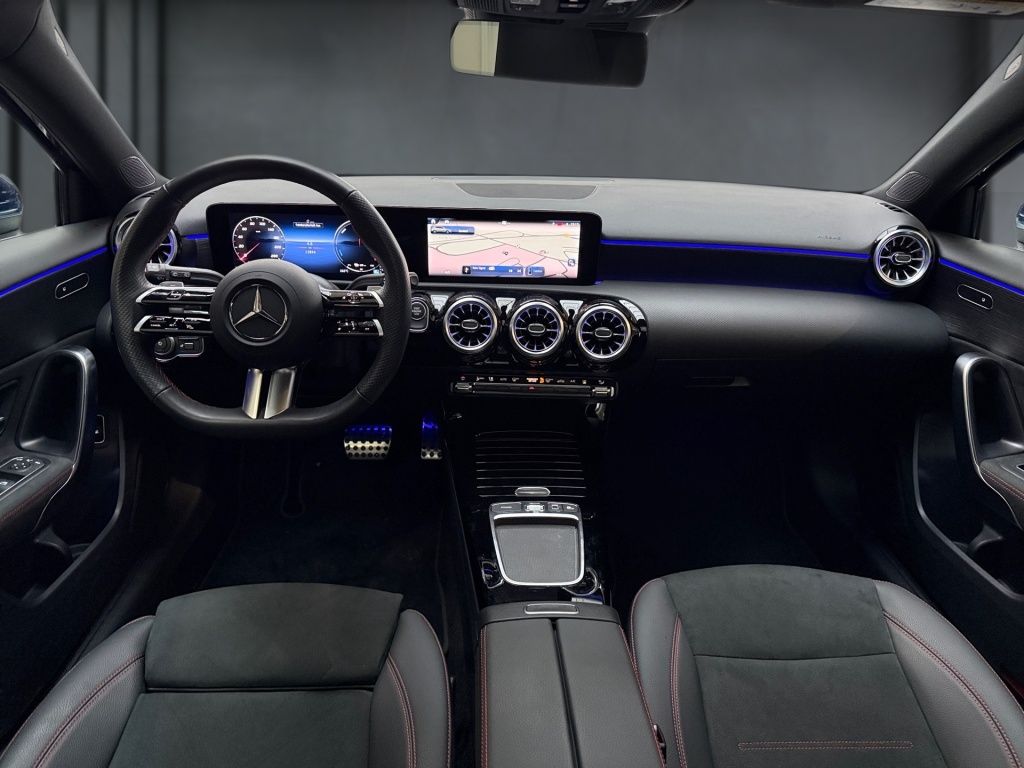 Mercedes-Benz A 250 2024