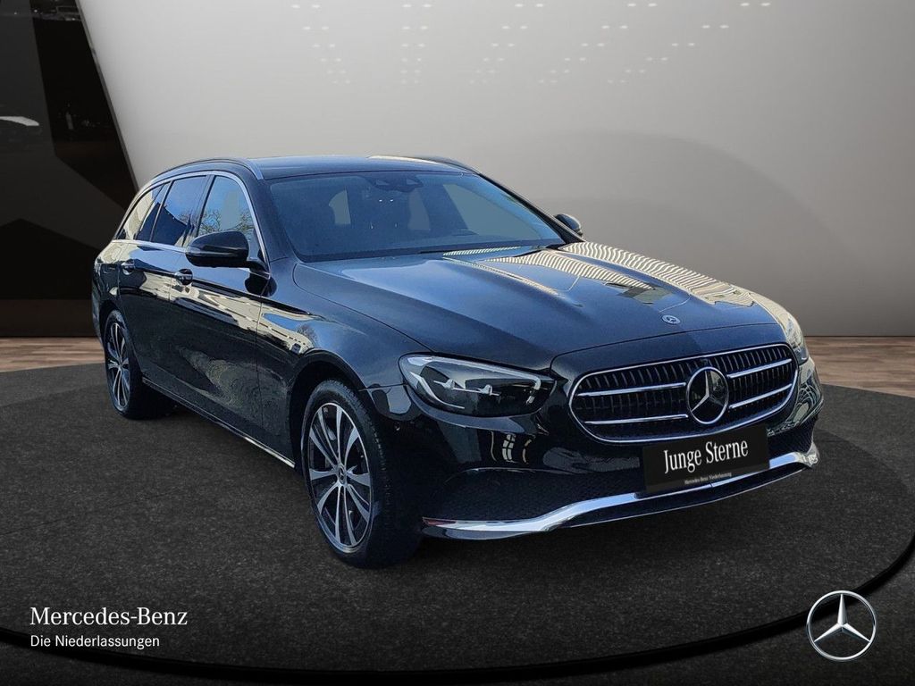 Mercedes-Benz E 300 2022