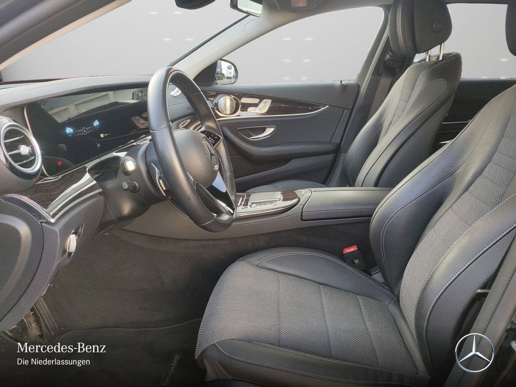 Mercedes-Benz E 300 2022